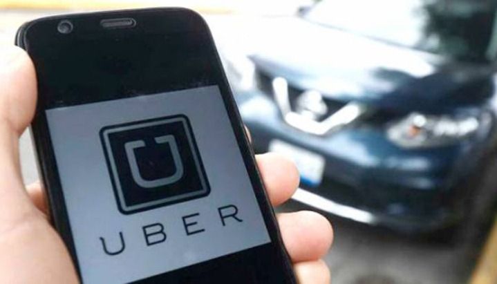 Salida de Uber deja endeudados a operadores